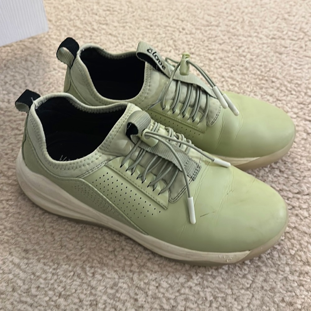 Clove sneakers in sage size 7.5